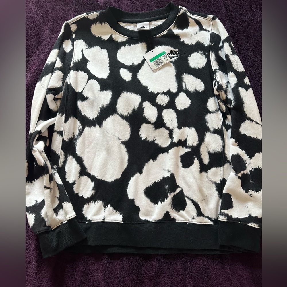 Nike crew neck • youth XL